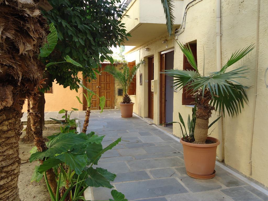 Lilys Apartments Rethymno Exterior foto